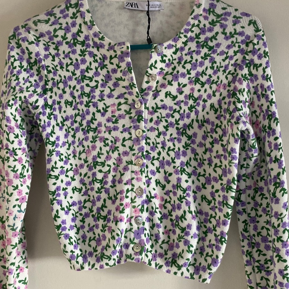 Zara pullover buttoned cardigan floral